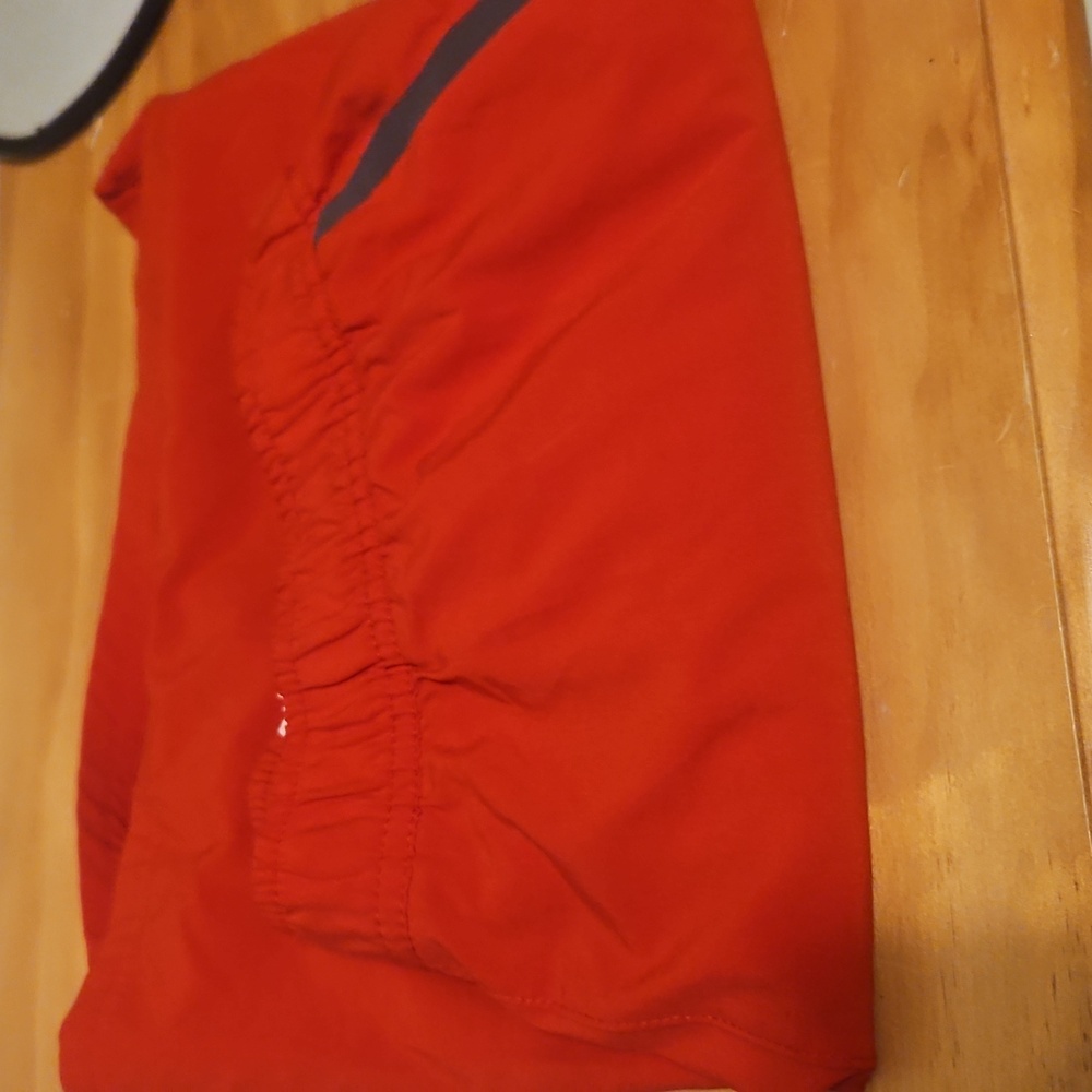 Skora Red 5inch Workout Shorts - Picture 3 of 11